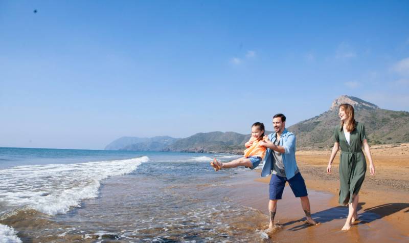 Great beach locations in Murcia to take your first dip of the year!